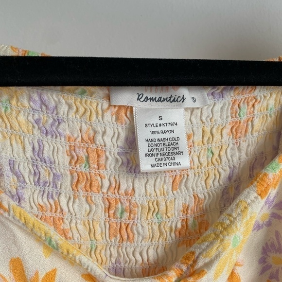 URBAN ROMANTICS floral crop top SMALL - summer - Picture 5 of 5